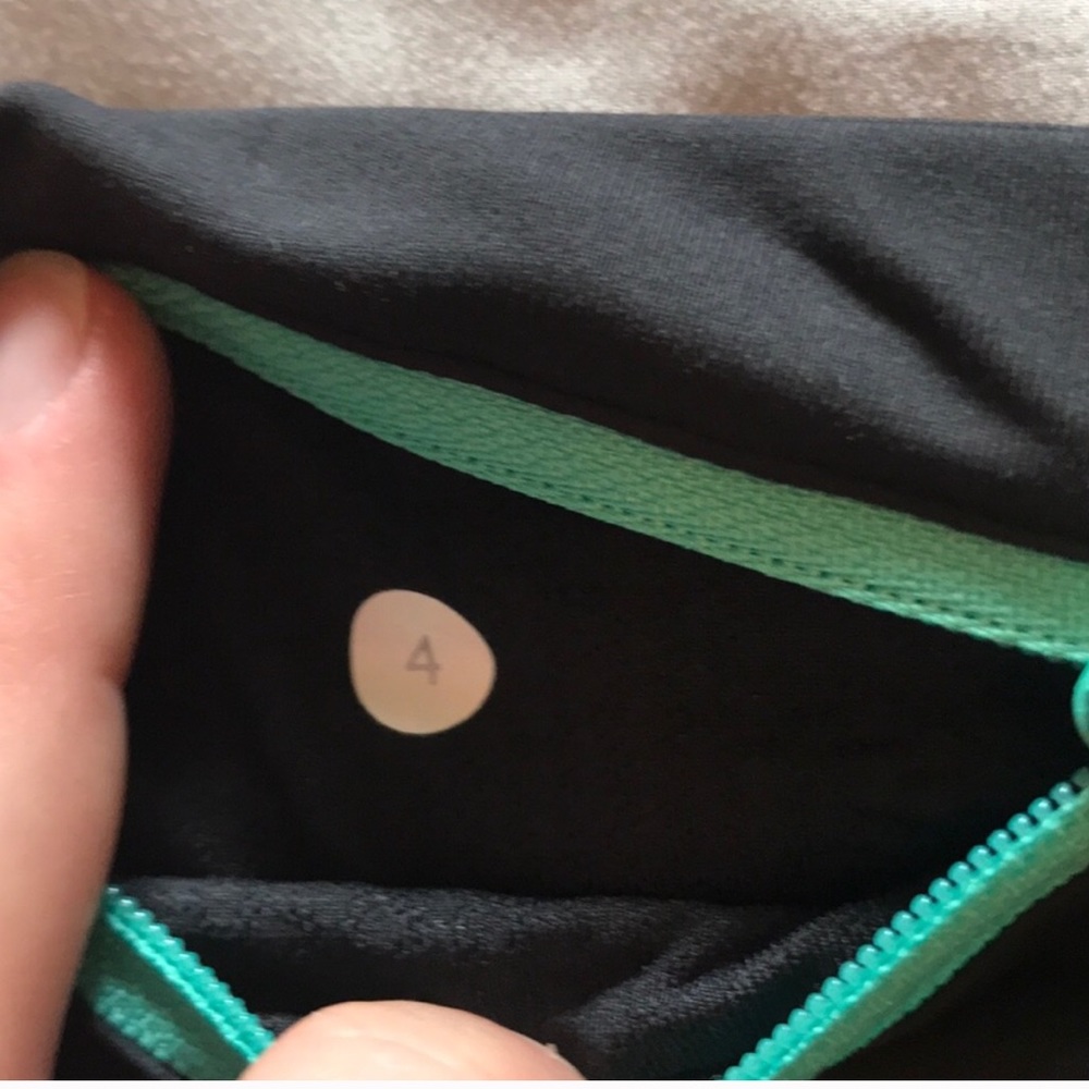 Lululemon - Picture 4 of 6